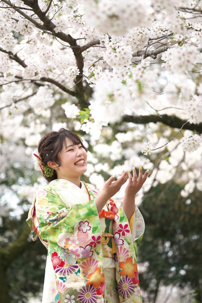 満開の桜にも負けないくらい美しく…